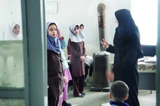 برخی مدارس سقف ندارند چه برسد به بخاری استاندارد!