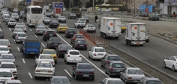 چالوس و هراز ترافیک است