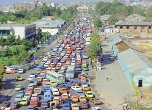 یک روز پرترافیک در تهران دهه۵۰ +عکس