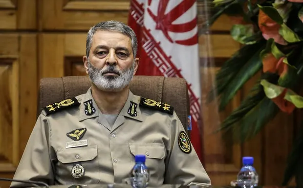 جزئیات برخورد ناوشکن جماران با قایق‌ آمریکایی