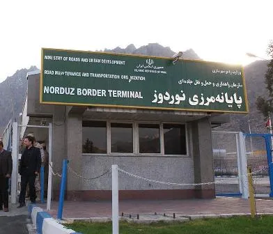 گمرک نوردوز تشریفات خروج موقت خودرو انجام می دهد