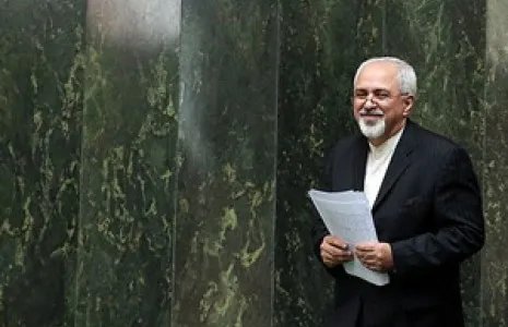ظریف به سوالات نمایندگان پاسخ می‌دهد