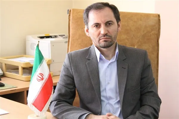 تبلیغ سلبریتی ها برای ارائه مدارک دانشگاهی غیر قانونی است