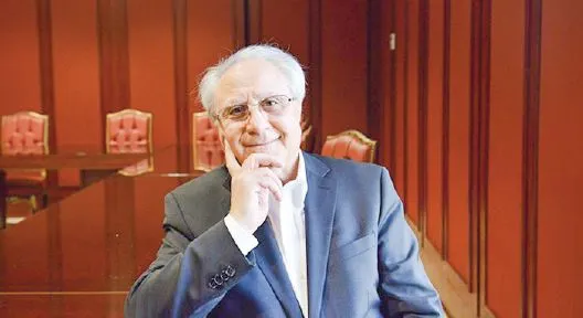 تک‌نرخی شدن ارز برای سال۹۶ممکن نیست