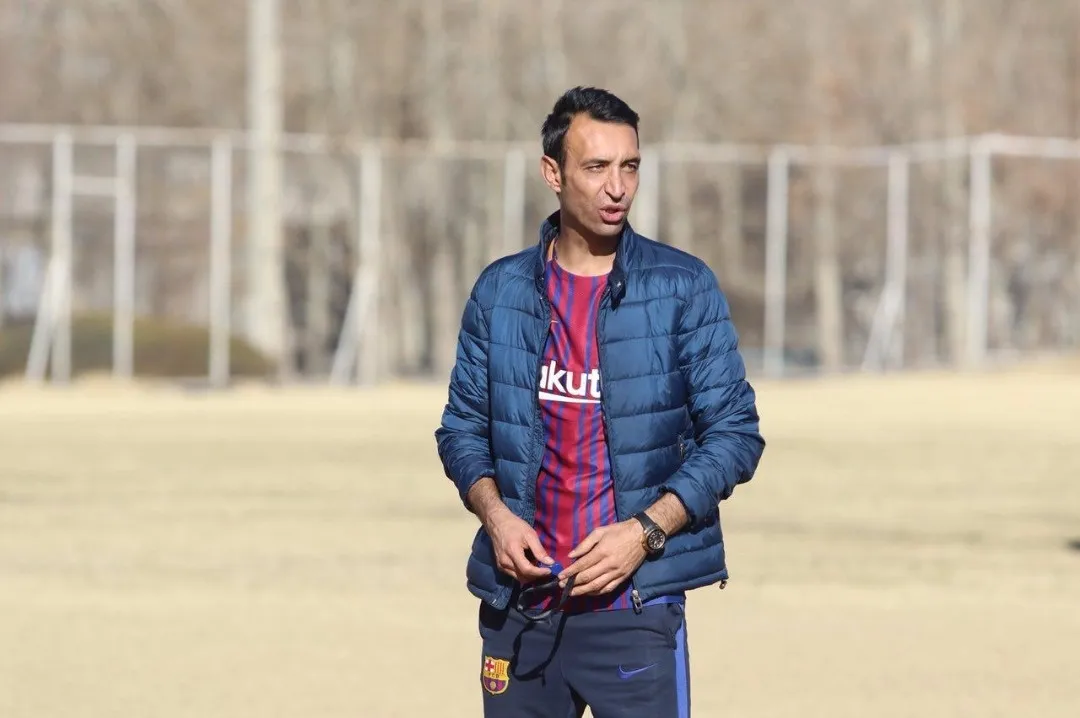 عنایتی با لباس بارسلونا +عکس
