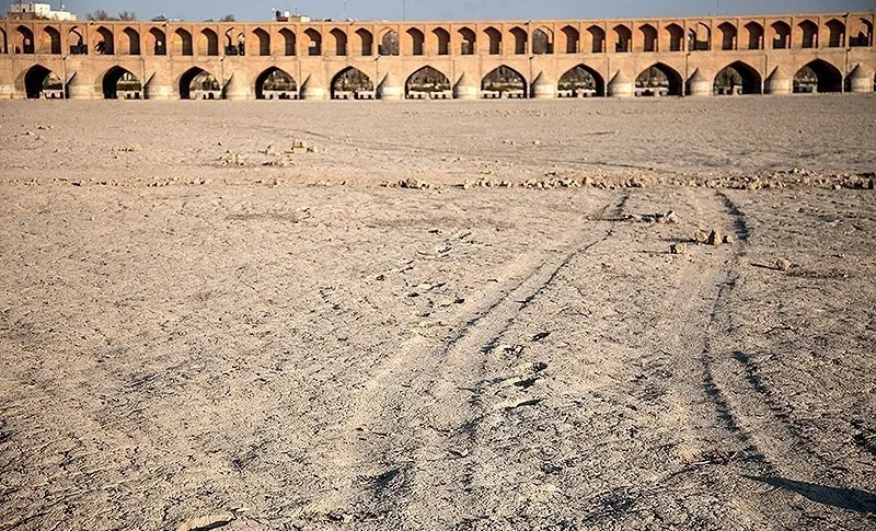 به وقت بی‌آبی / چرا اعتراضات در ایران به درگیری ختم می‌شود؟