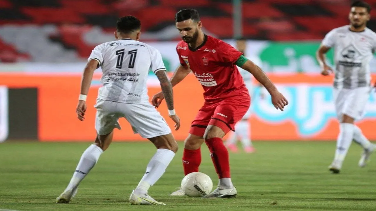 سرخپوشان یک گام دیگر به قهرمانی در لیگ برتر نزدیک‌تر شدند