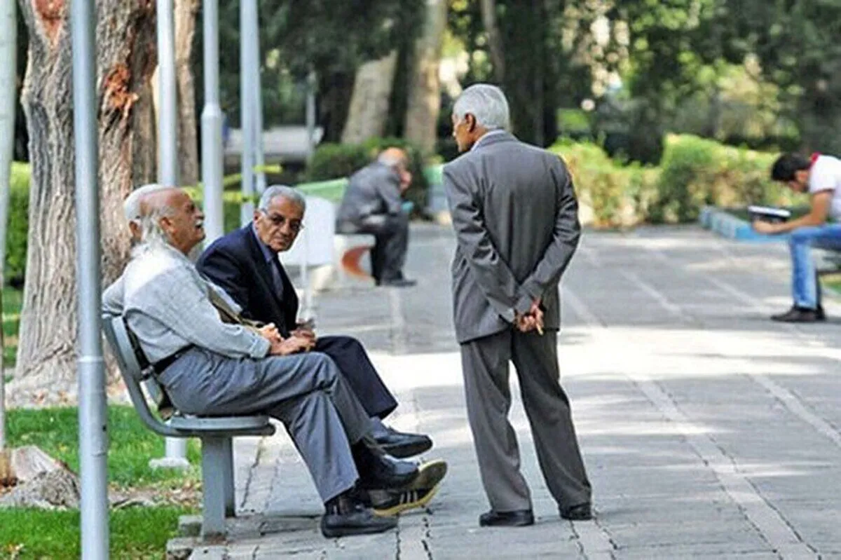 زمان واریز عیدی مشخص شد / بازنشستگان بخوانند