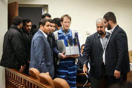 انتقال بابک زنجانی متهم فساد نفتی به دادگاه انقلاب