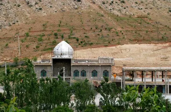 سرقت میلیونی از یک امامزاده! +عکس