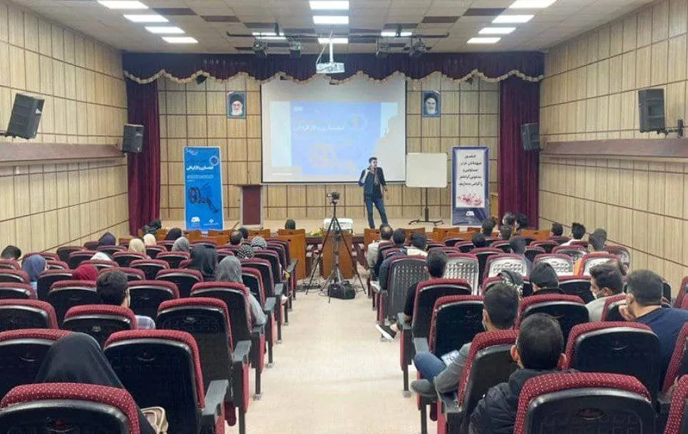اولین دوره آموزش فیلمسازی و کارگردانی در سیرجان برگزار شد