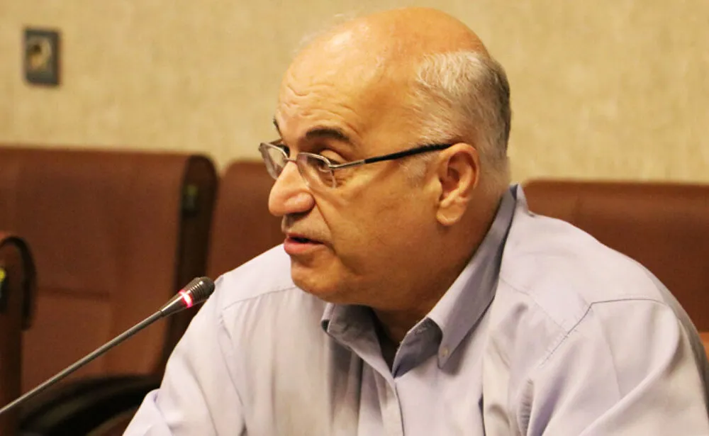 دچار مشکل تبدیل ارز جهانگیری به مخبر شده ایم