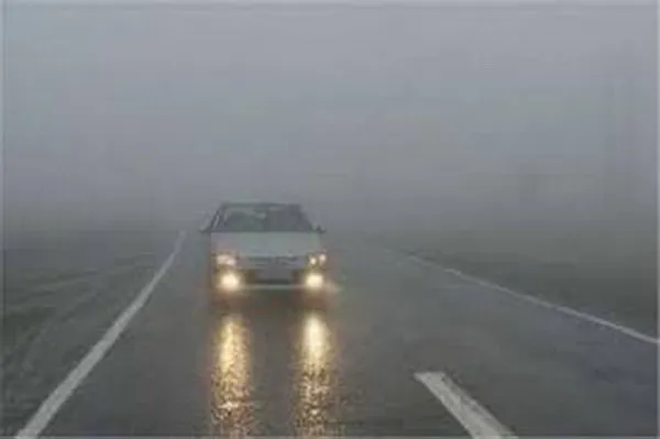 مه گرفتگی و کاهش دید در محور چالوس محدوده کندوان
