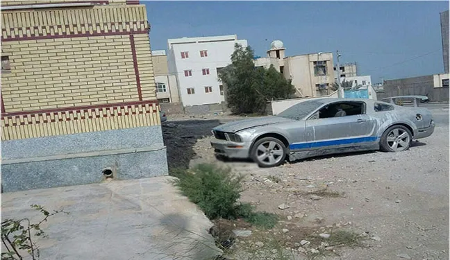 فورد موستانگ رها شده در جریزه قشم +عکس