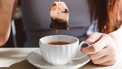 به-این-دلیل-اصلا-چای-کیسه-ای-ننوشید