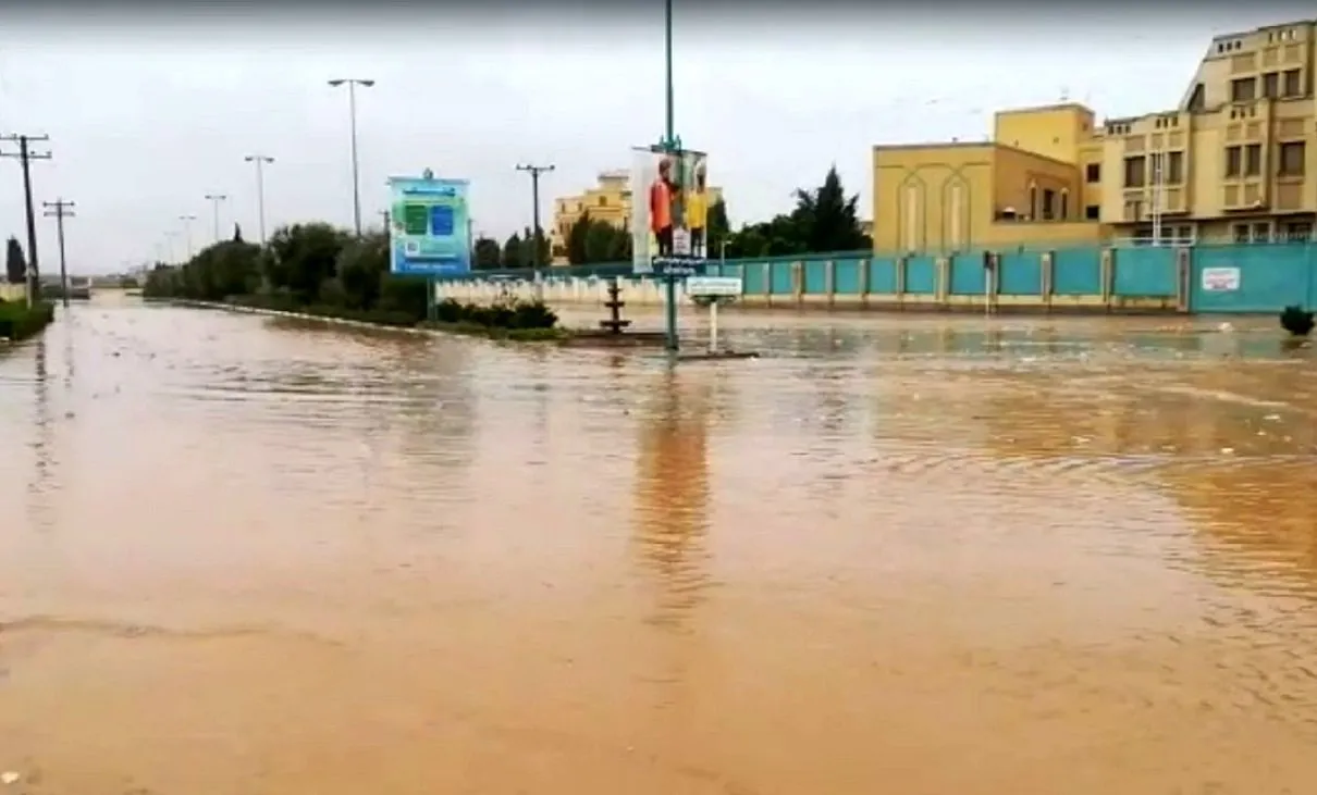 تصاویر هوایی از آبگرفتگی شهر یزد + فیلم