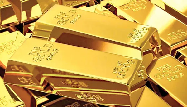 طلا عقب نشینی کرد