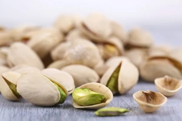 سرمای بهار ۹هزار میلیارد تومان به محصولات باغی خسارت زد