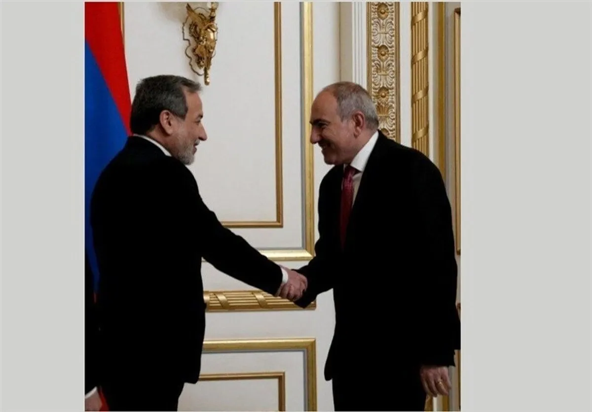 FM Reaffirms Iran’s Neighbor-Centered Policy in Congratulatory Message for Armenia
