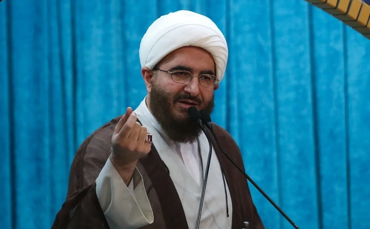 امام جمعه موقت تهران: با ساختن ایران قوی از دشمن انتقام می گیریم / هیچ کس نباید با امنیت کشور بازی کند