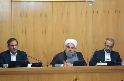 روحانی:به رشد‌اخلاقی فضای‌مجازی توجه‌شود