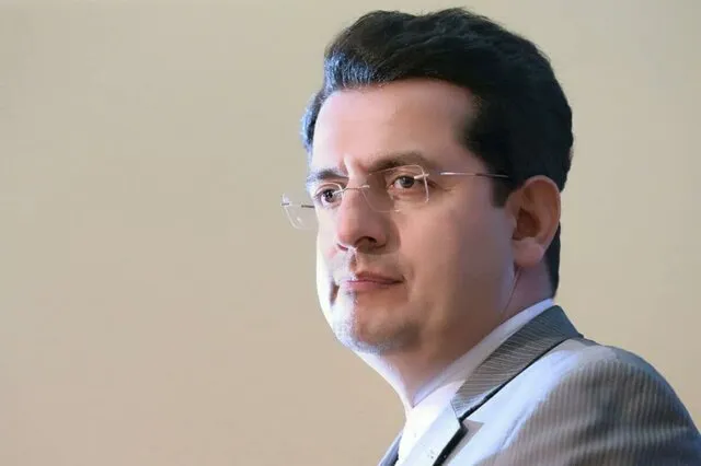واکنش وزارت خارجه به دیدار ظریف با سناتور آمریکایی