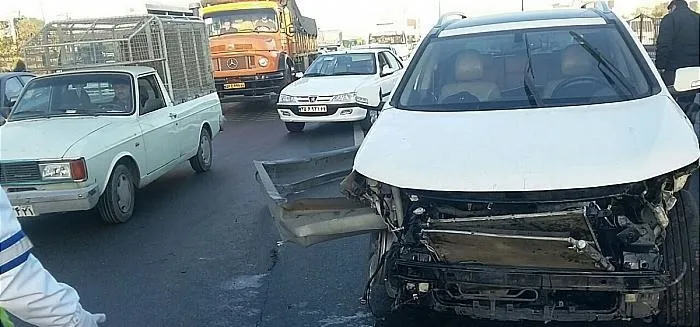 تصادف شدید پراید و سورنتو در بزرگراه آزادگان +عکس