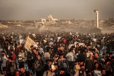 Israeli army announces military pause in several Gaza areas