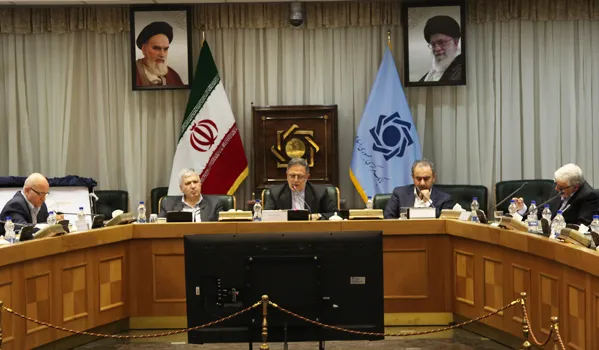 سیف: کارت اعتباری موجب تشویق بازار می شود
