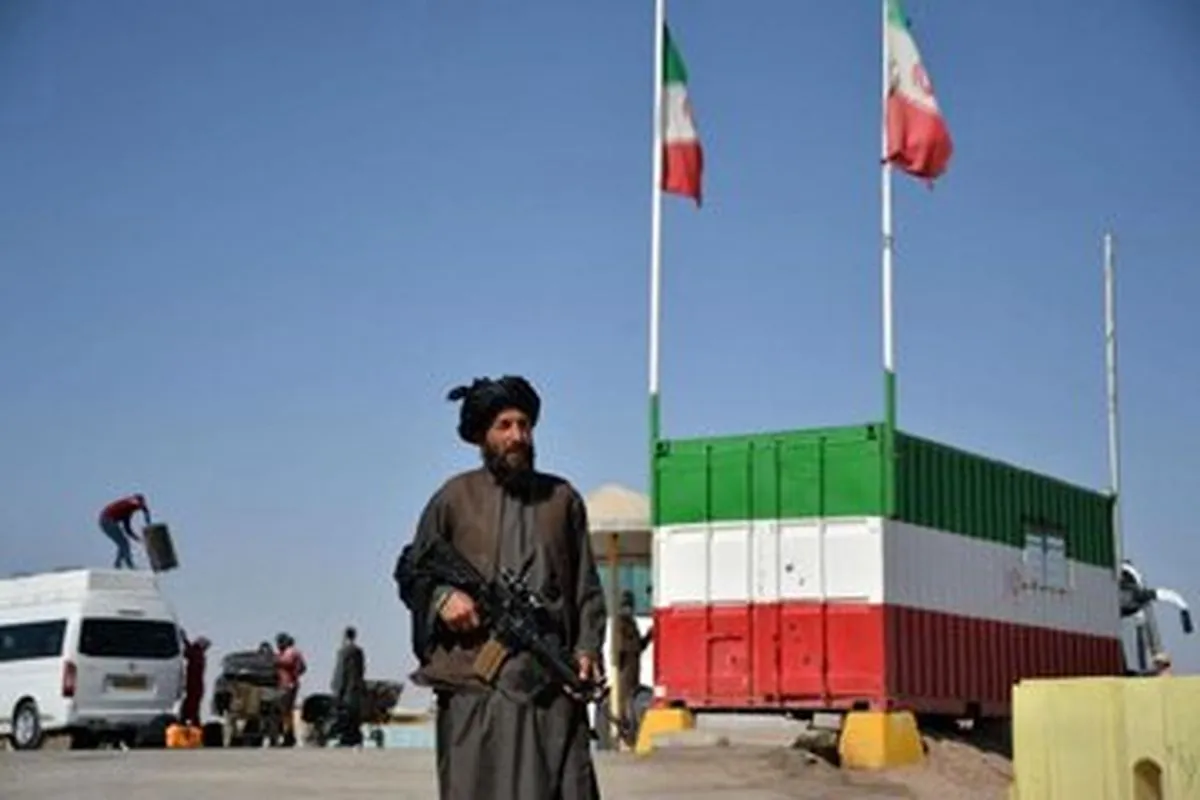 دوئل نیروهای مرزی طالبان و ایران با ۲ عدد تخم‌مرغ! + فیلم