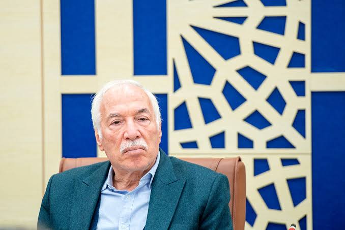 رنگی: اقتصاد ایران در یک سال گذشته ۱۰ درصد کوچک‌تر شده است | چشم‌انداز ۶ ماه آینده امیدوارکننده نیست