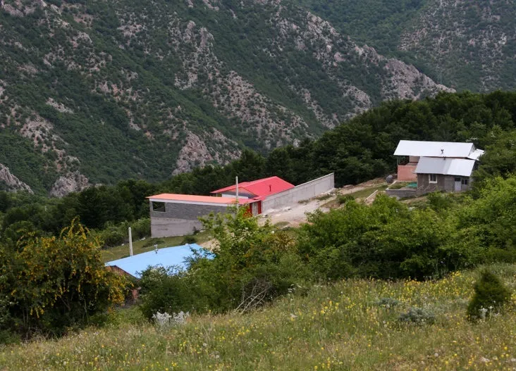 زمین‌خواری درورسک به‌نام روستا! +عکس