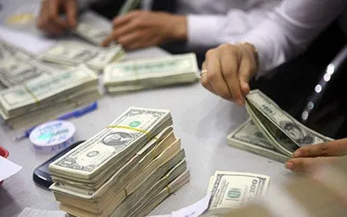 بازدهی دلار رکورد زد