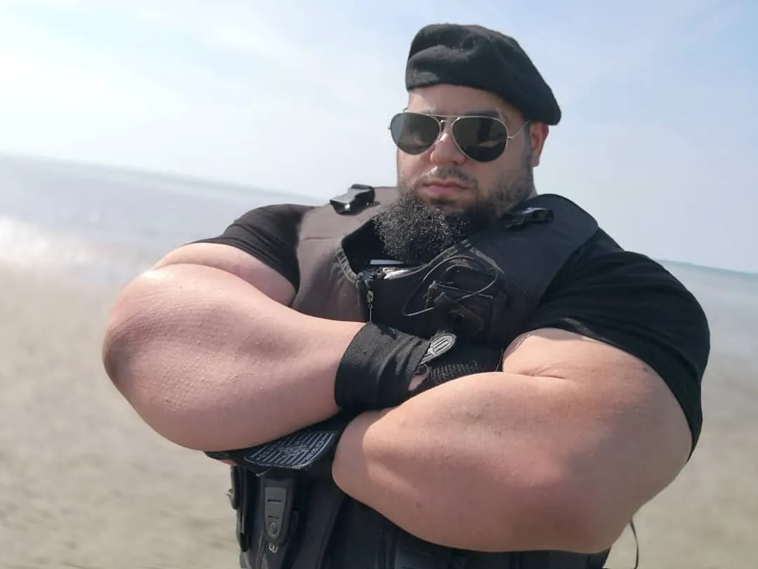 استایل هالک ایرانی در هیات عزاداری سوژه شد + عکس