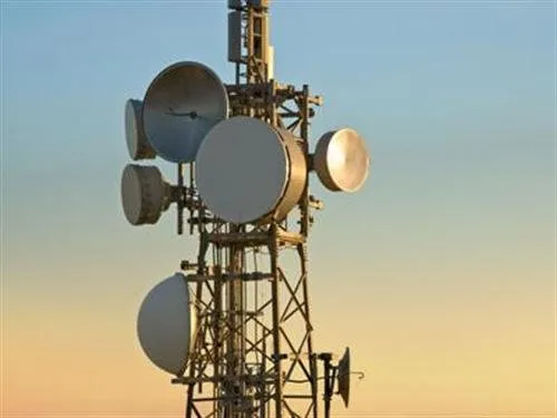 تشعشع آنتن موبایل، استاندارد یا خطرناک؟