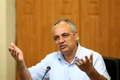 واکنش-زیدآبادی-به-تشویق-پزشکیان-توسط-شریعتمداری-دست-مریزاد-گفتن-آسیب-می-زند