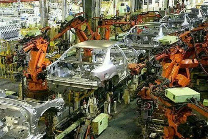 نگرانی صنعت خودرو از تمدید تحریم های داماتو/ میوه برجام می خشکد؟