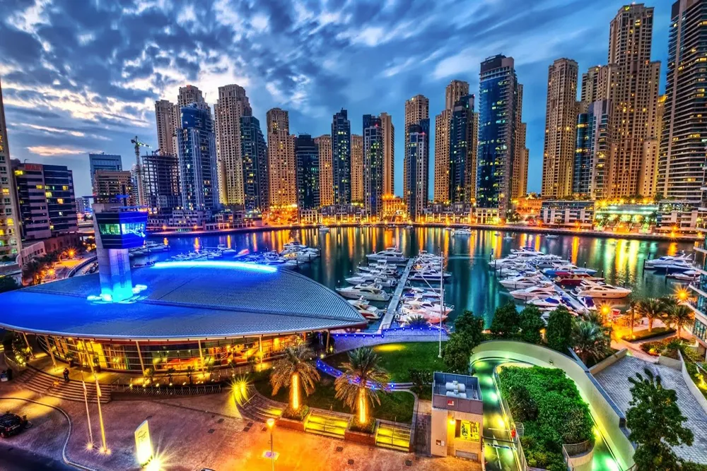 پیشرفت عجیب شهر دبی طی ۳۲ سال + فیلم