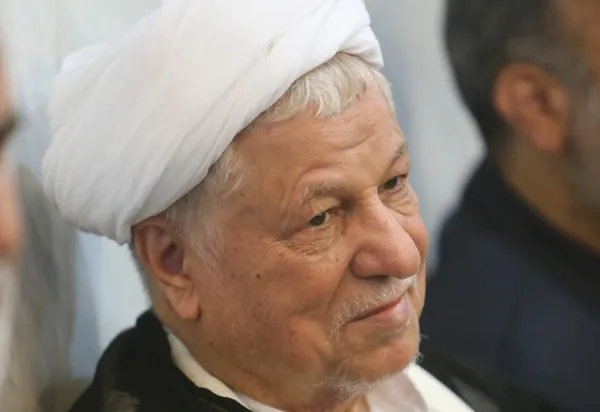 نظر هاشمی رفسنجانی درباره «رستاخیز»