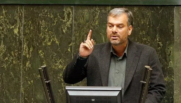 رشیدی کوچی: چرا همه چیز را امنیتی می‌کنید در کشور؟!