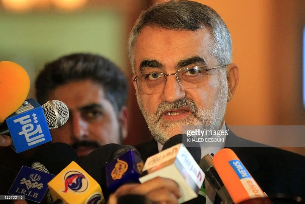Boroujerdi: Safeguarding peace, Iran's principle military policy