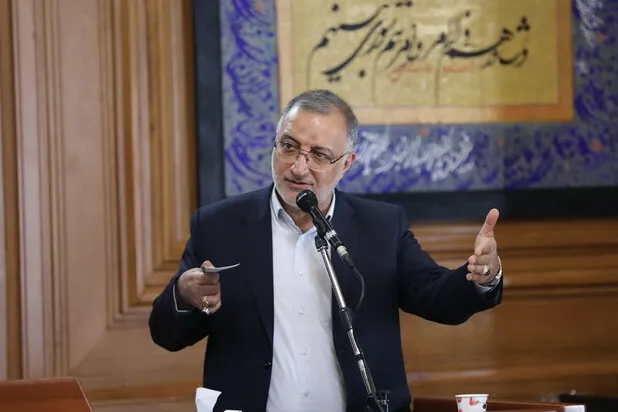 مدیریت به سبک زاکانی؛ از ترافیک تهران به دلیل بارندگی غافلگیر نشدیم!