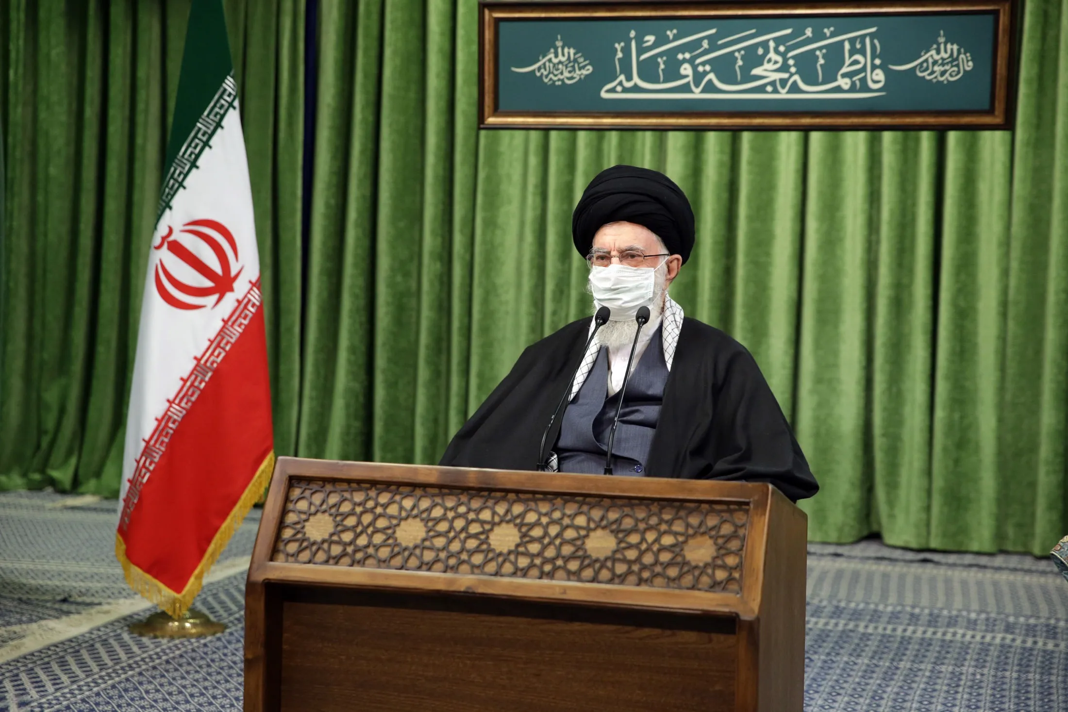 بدگویی و بدزبانی در جامعه باید جمع شود/ دشمنان در مقابله با جمهوری اسلامی هیچ غلطی نمی‌توانند بکنند