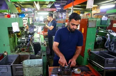 افزایش-حقوق-کارگران-در-سال-1405-حداقل-دستمزد-و-حق-اولاد-اعلام-شد