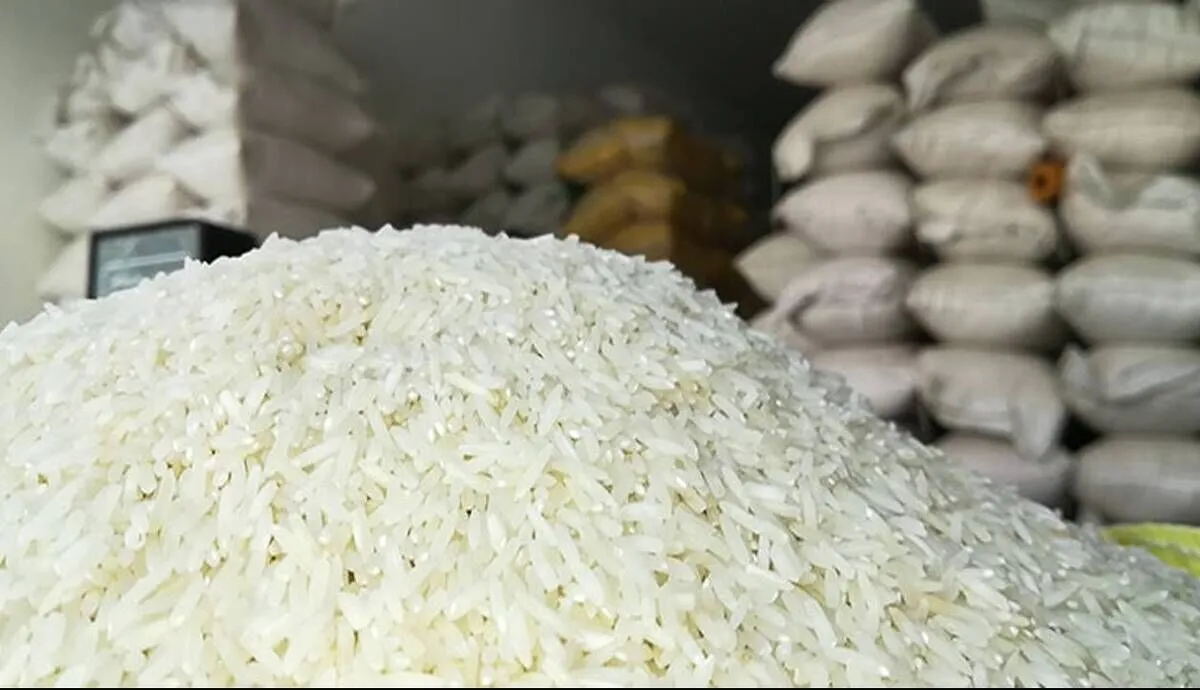 عرضه گسترده کالاهای اساسی با تخفیفات ویژه / اجازه سواستفاده از شرایط را به اخلالگران نمی‌دهیم