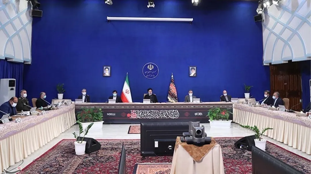 دولت از خودروسازان دل نمی کند