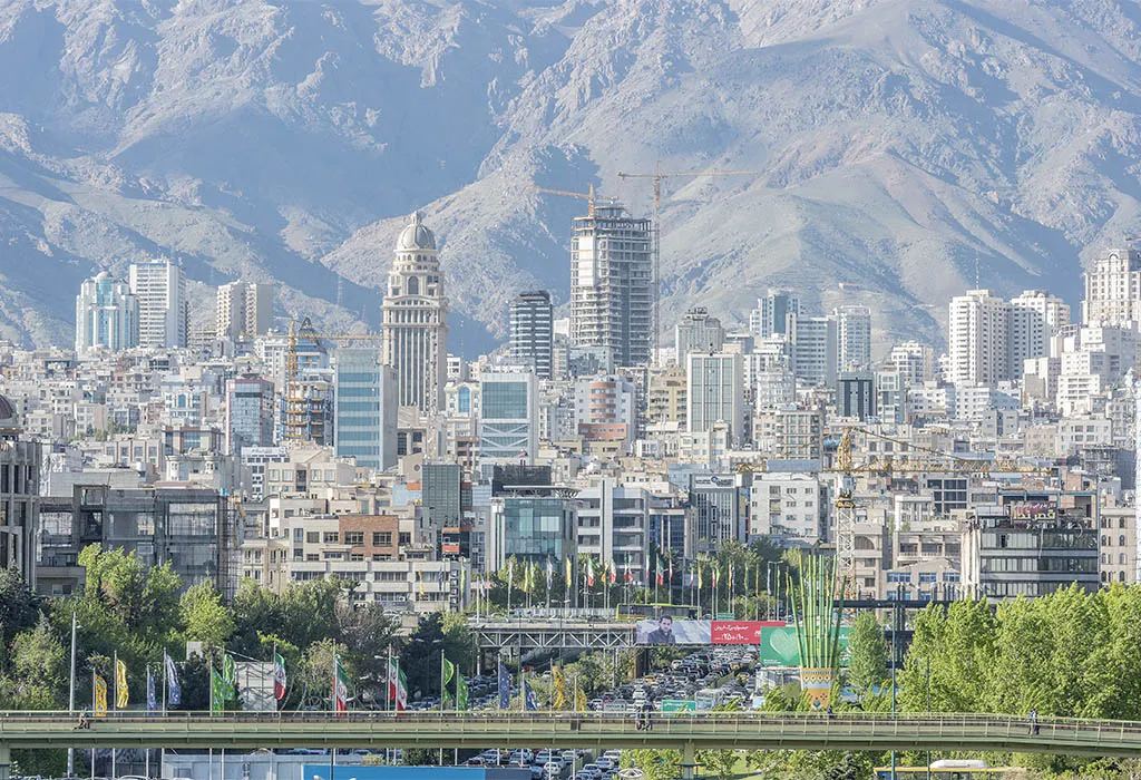 آپارتمان های منطقه ۵ تهران چند؟