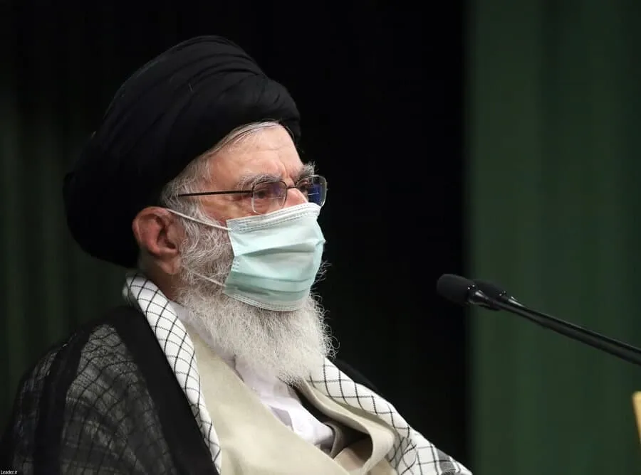 مراقب باشیم آرمان‌های انقلاب مخدوش نشود