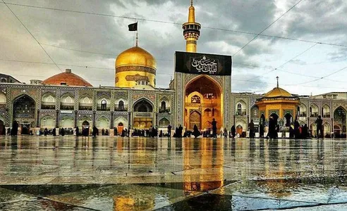اولین بارش باران پاییزی در حرم امام رضا(ع) +عکس