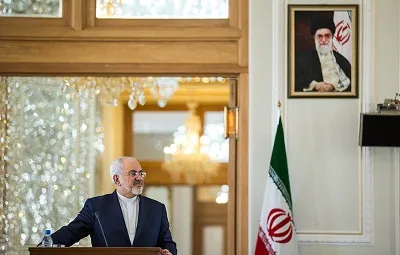 ظریف:آمریکا را مسئول حفظ اموال‌مان می‌دانیم
